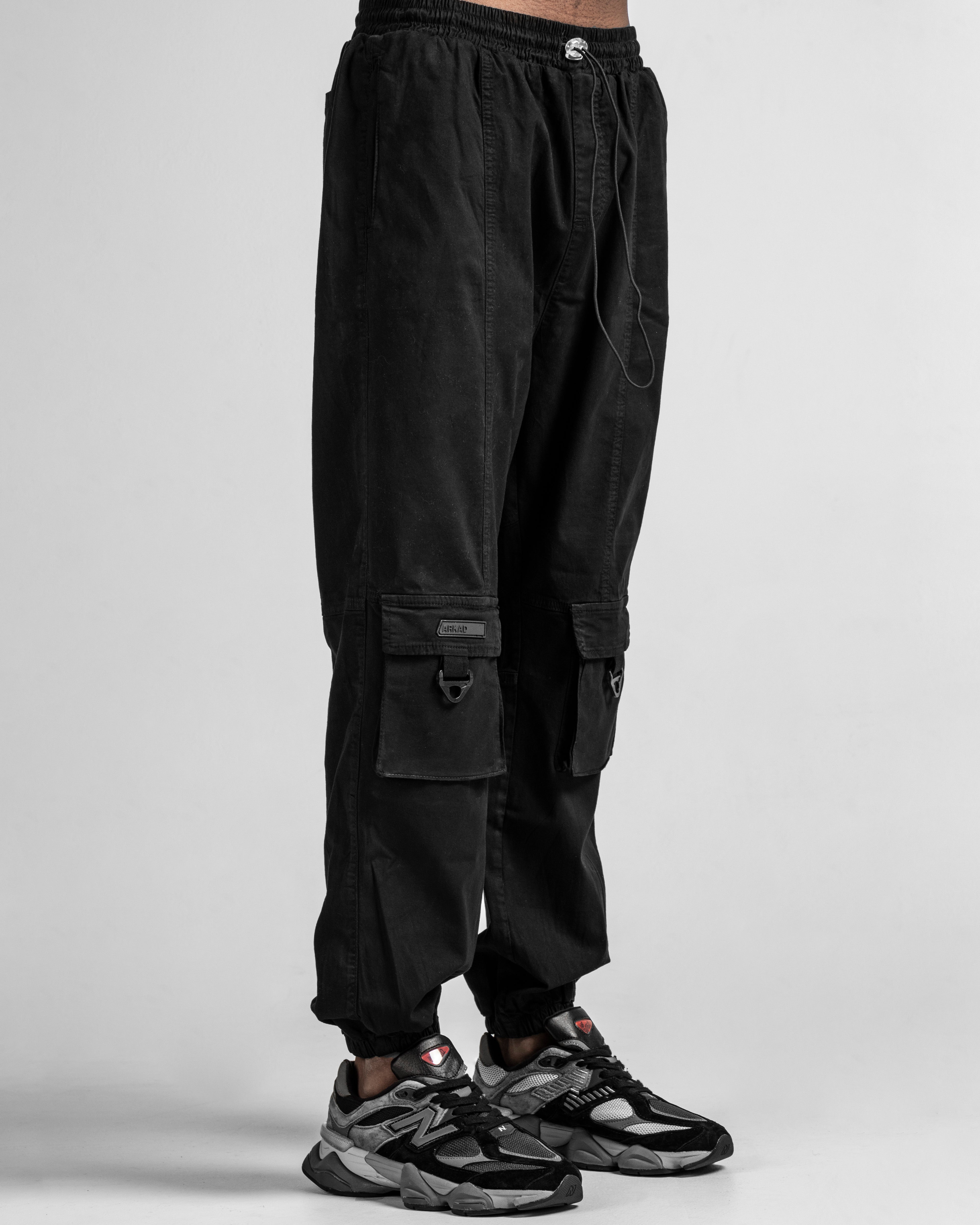 Pantalon Jogger con Herrajes - Negro