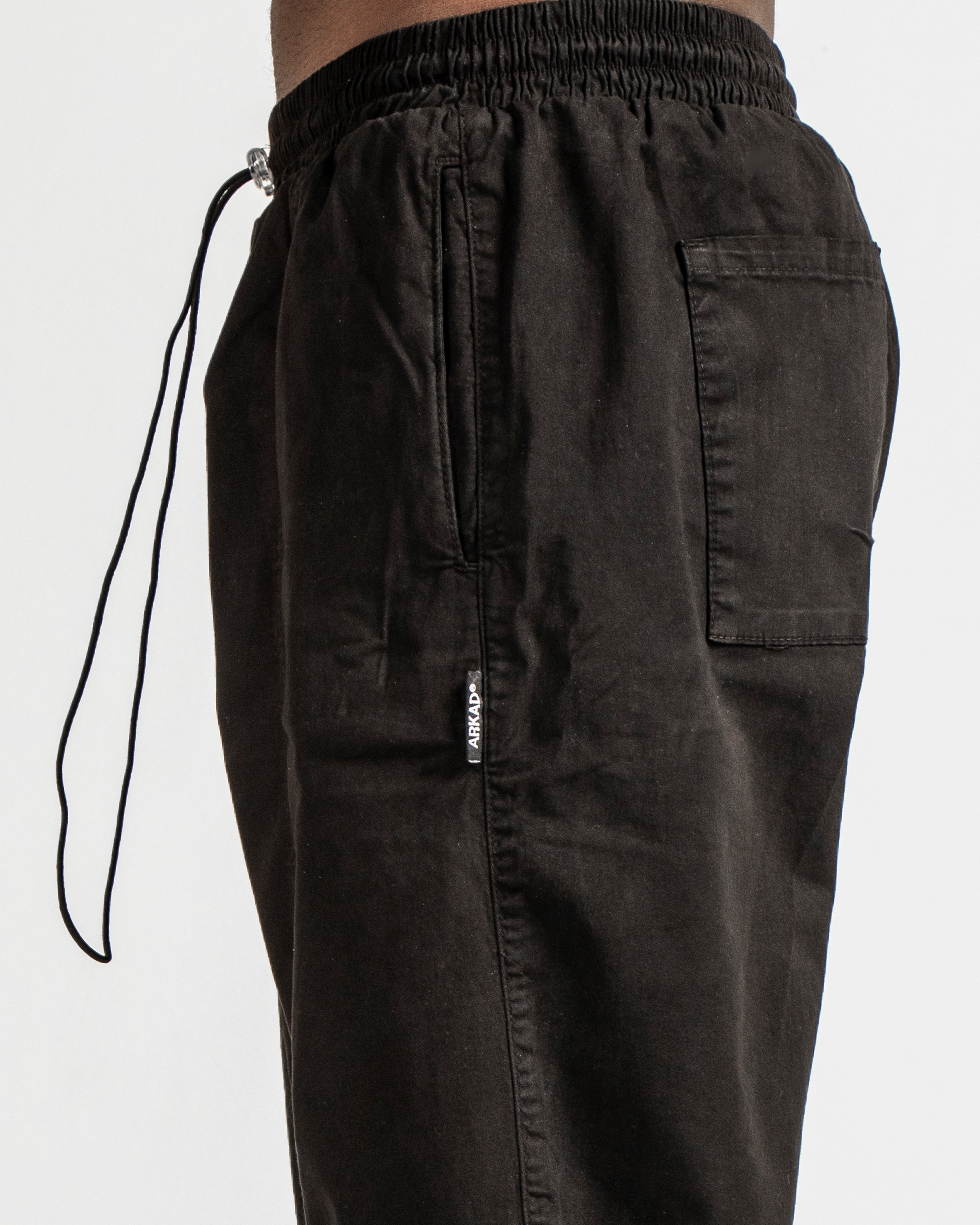 Pantalón Jogger con Herrajes - Negro