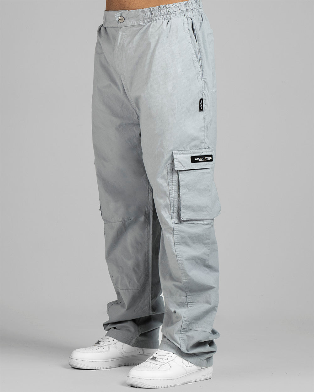 Pantalo Cargo Drill Liviano Dos Bolsillos - Gris Claro