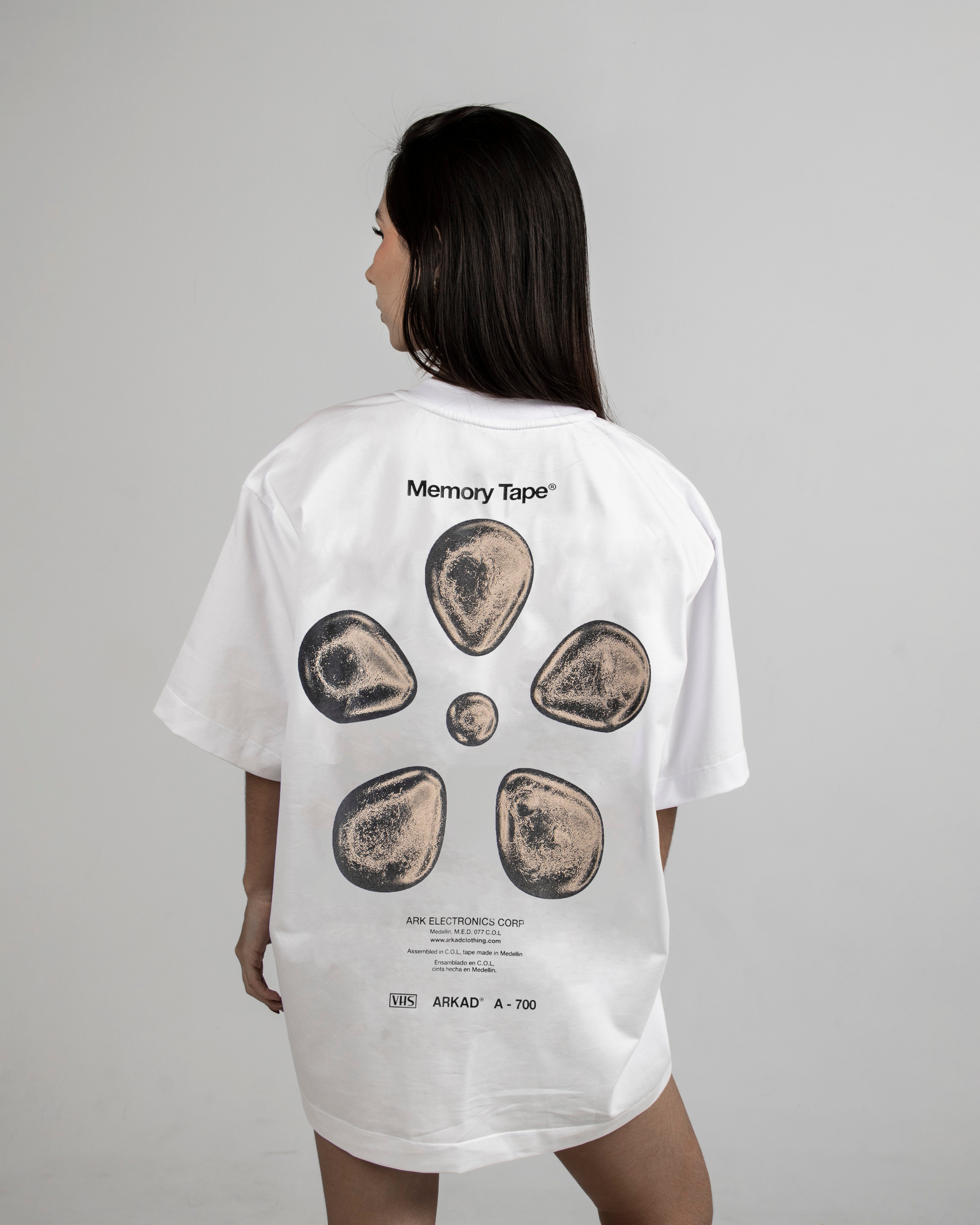 Tshirt Memory Tape Flor - Blanca