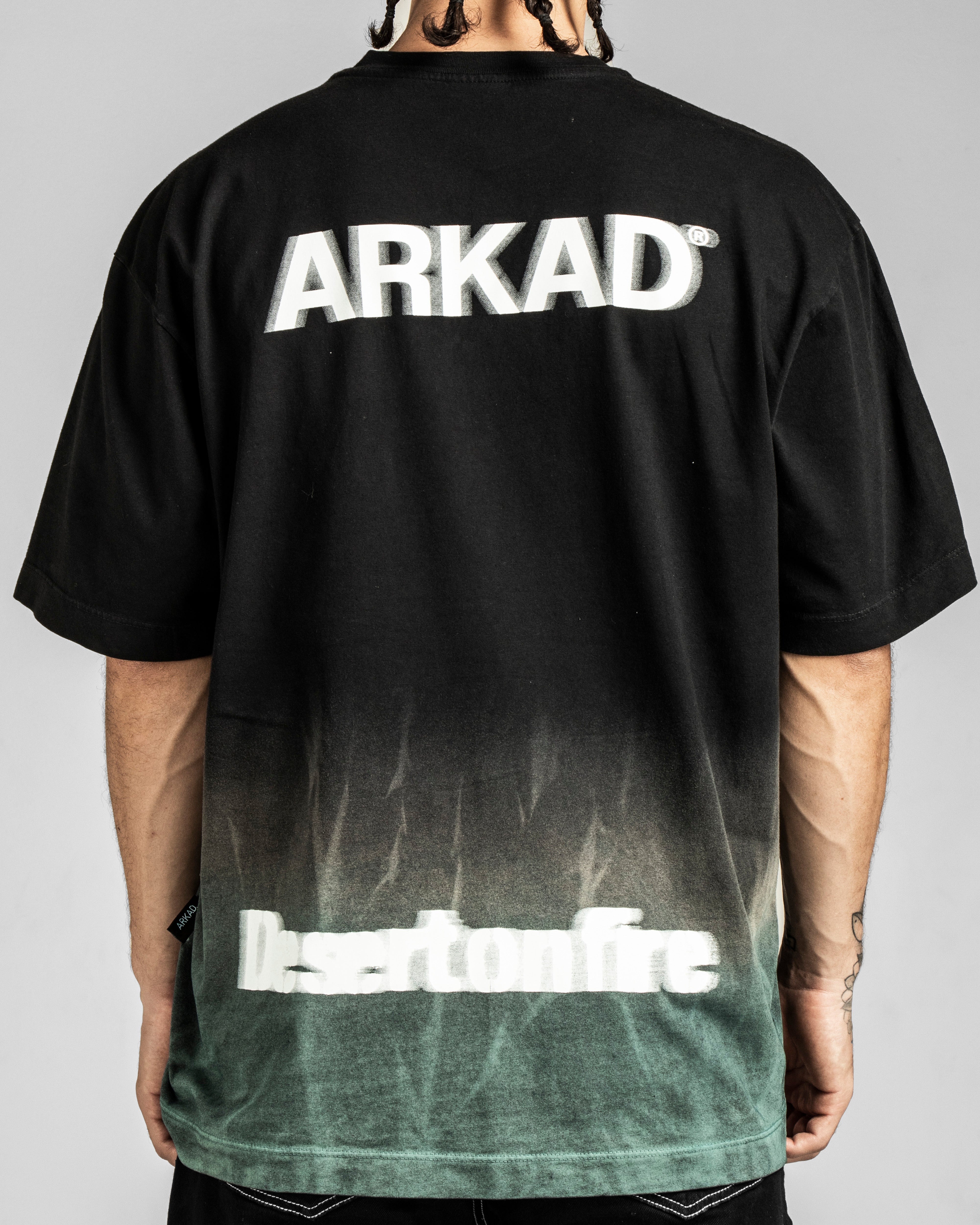 Washed Tshirt Negra Arkad