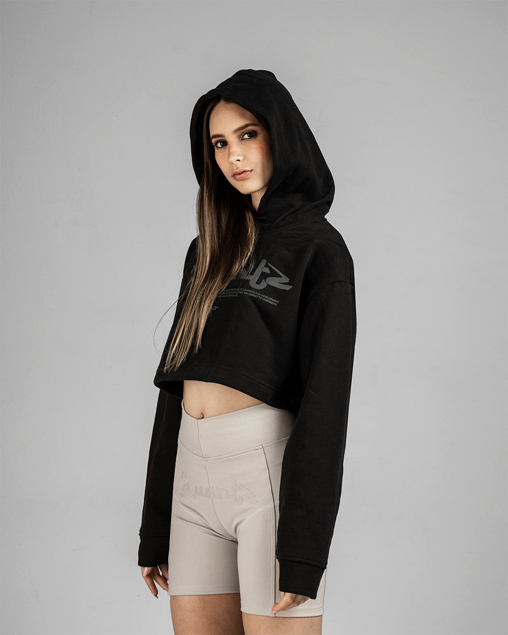 Crop Hoodie Quartz Negro