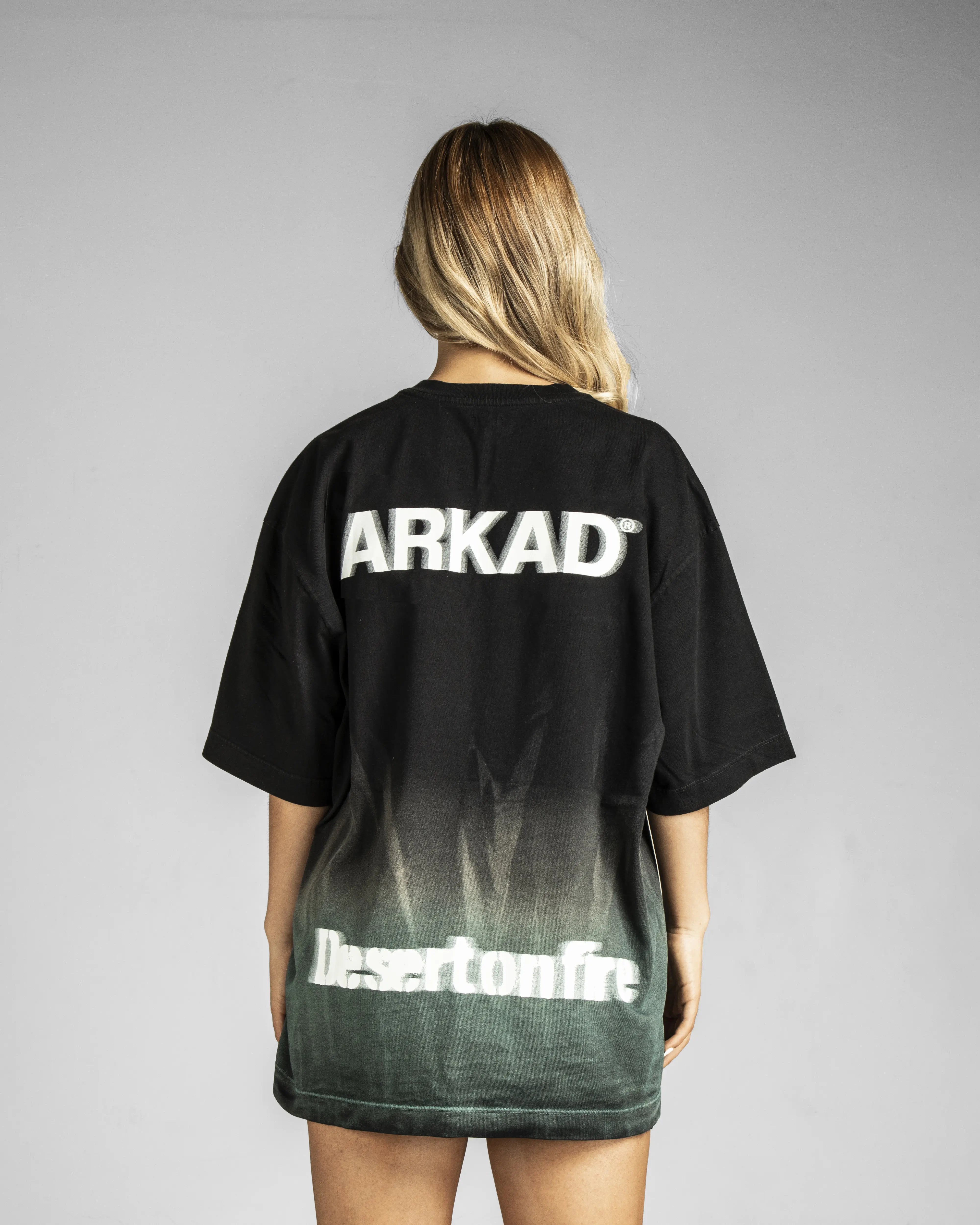 Washed Tshirt Negra Arkad