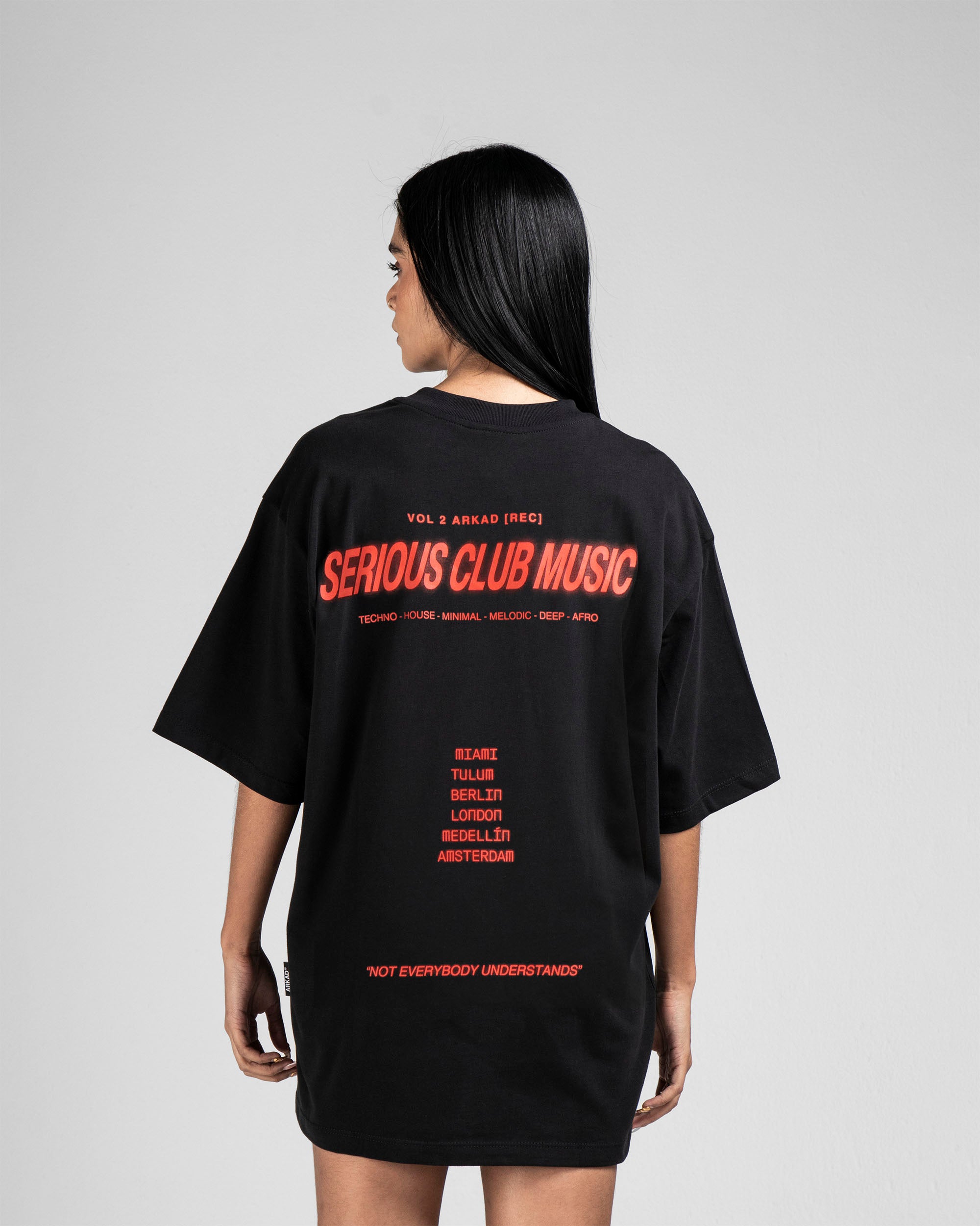 Tshirt Negra Serious Club Music