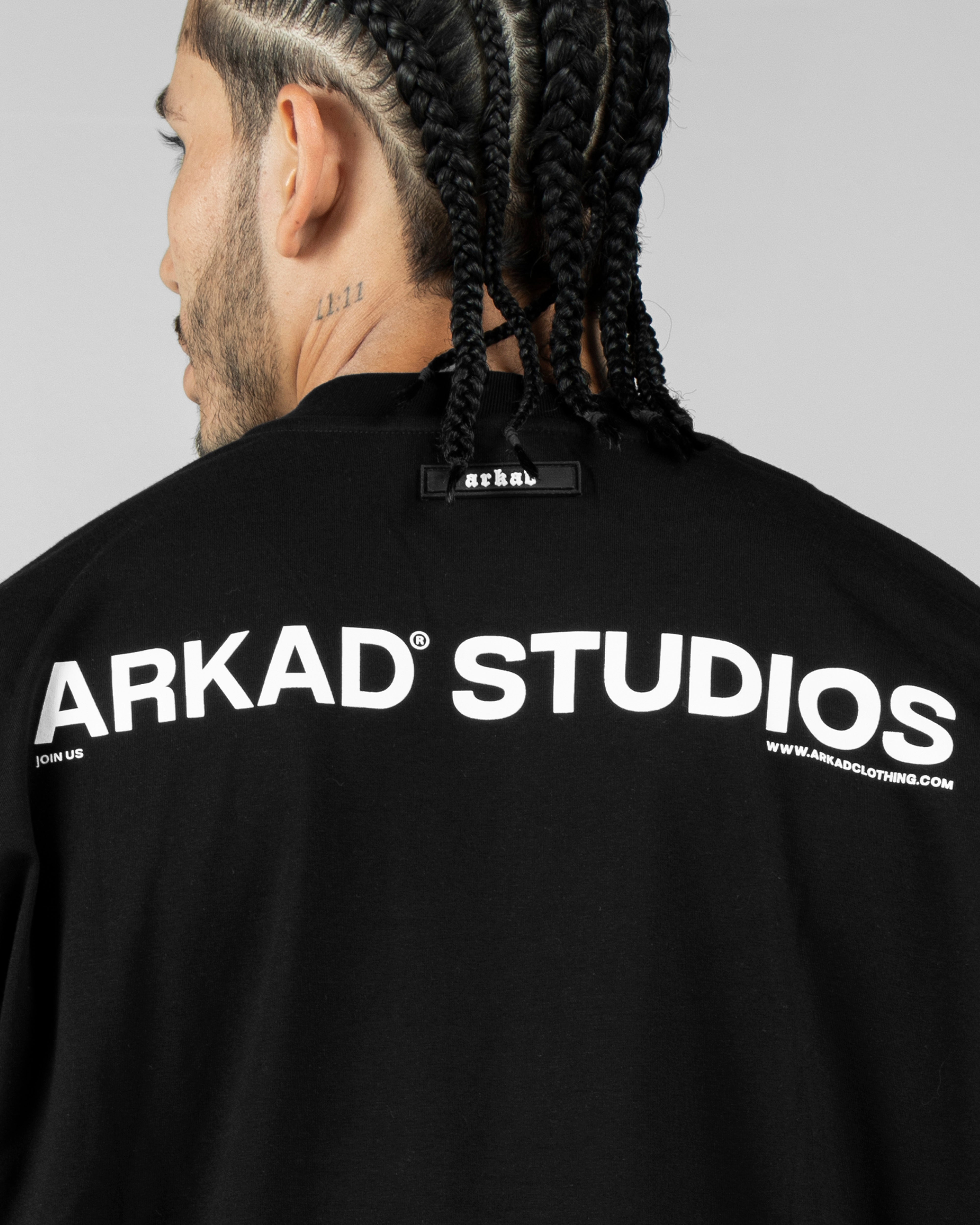 Tshirt Negra Arkad Studios