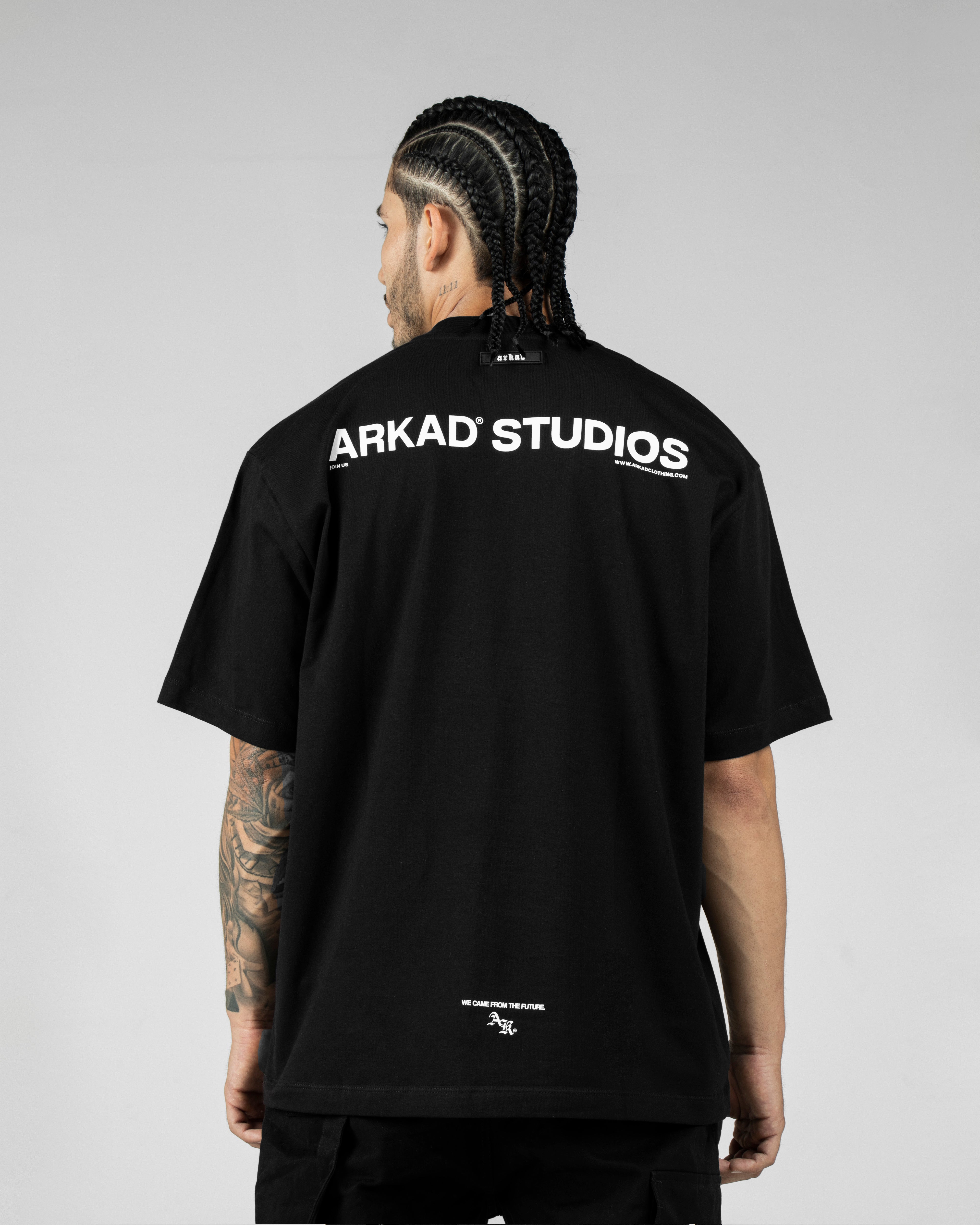 Tshirt Negra Arkad Studios